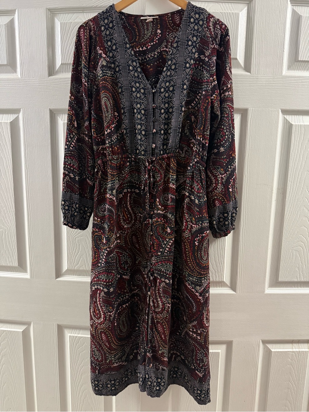 Knox Rose Maxi Dress Size Medium